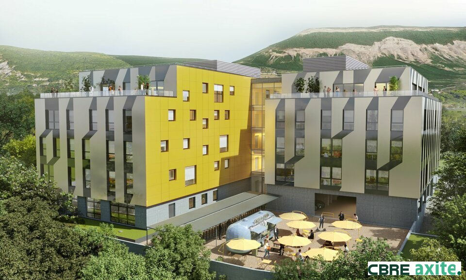 Local commercial 5484 m² · à Meylan · 5 484 m² · 94 142 €/mois
