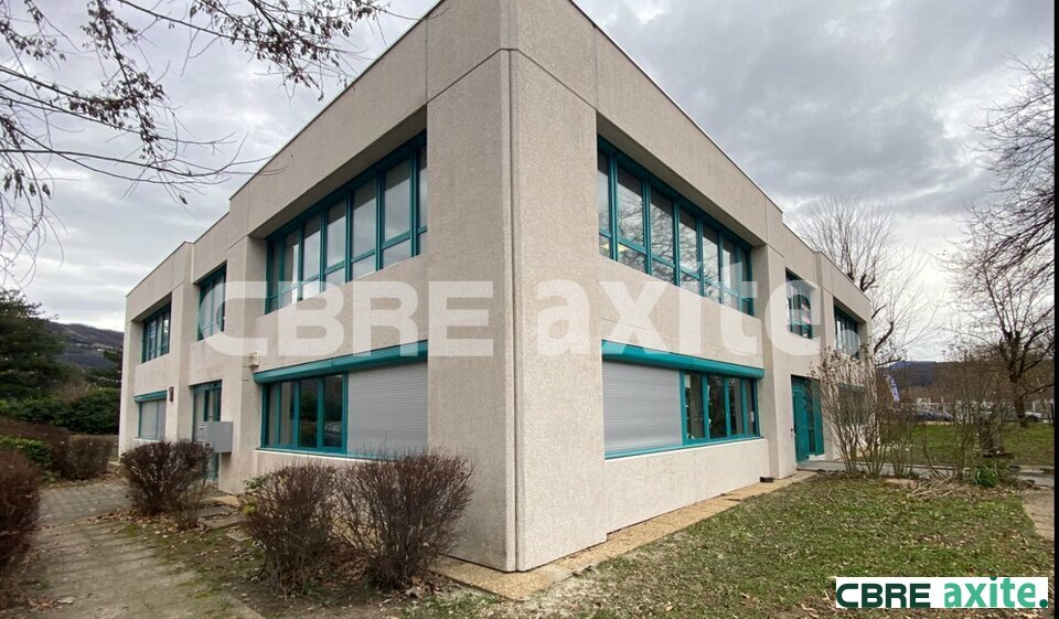 Local commercial 287 m² · à Eybens · 287 m² · 3 294 €/mois