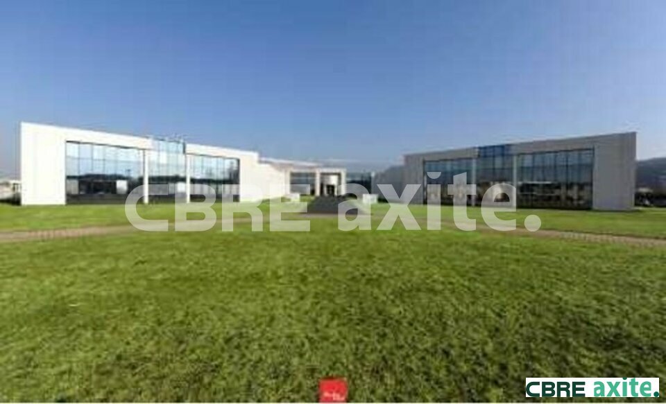 Local commercial 517 m² · à Echirolles · 517 m² · 7 325 €/mois