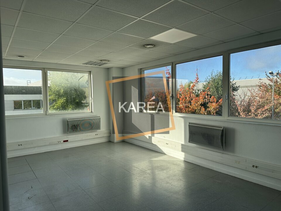 Local commercial 400 m² · à Meaux · 400 m² · 4 994 €/mois