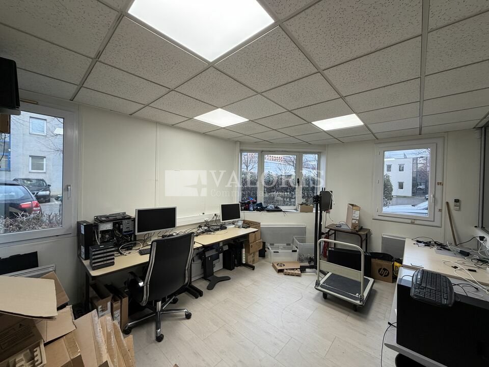 Local commercial 152 m² · à Lyon 07 · 152 m² · 2 141 €/mois