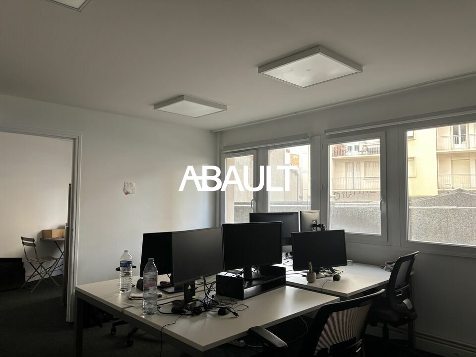 Local commercial 115 m² · à Toulouse · 115 m² · 2 148 €/mois