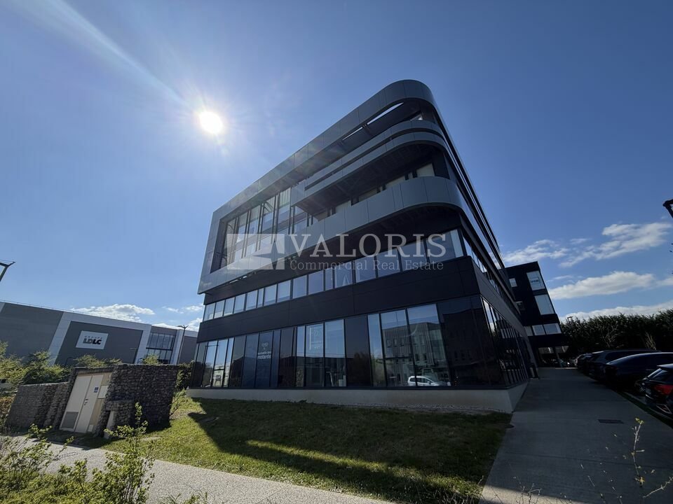 Local commercial 149 m² · à Limonest · 149 m² · 2 652 €/mois