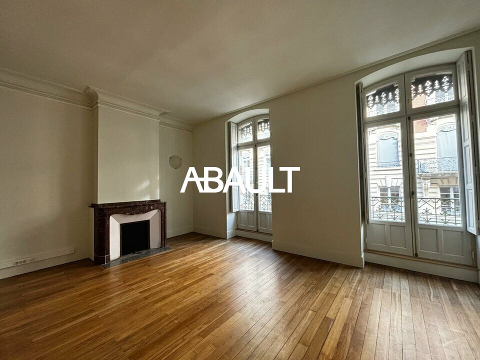 Local commercial 140 m² · à Toulouse · 140 m² · 2 700 €/mois