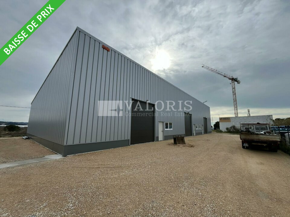 Local commercial 600 m² · à Rognac · 600 m² · 6 000 €/mois