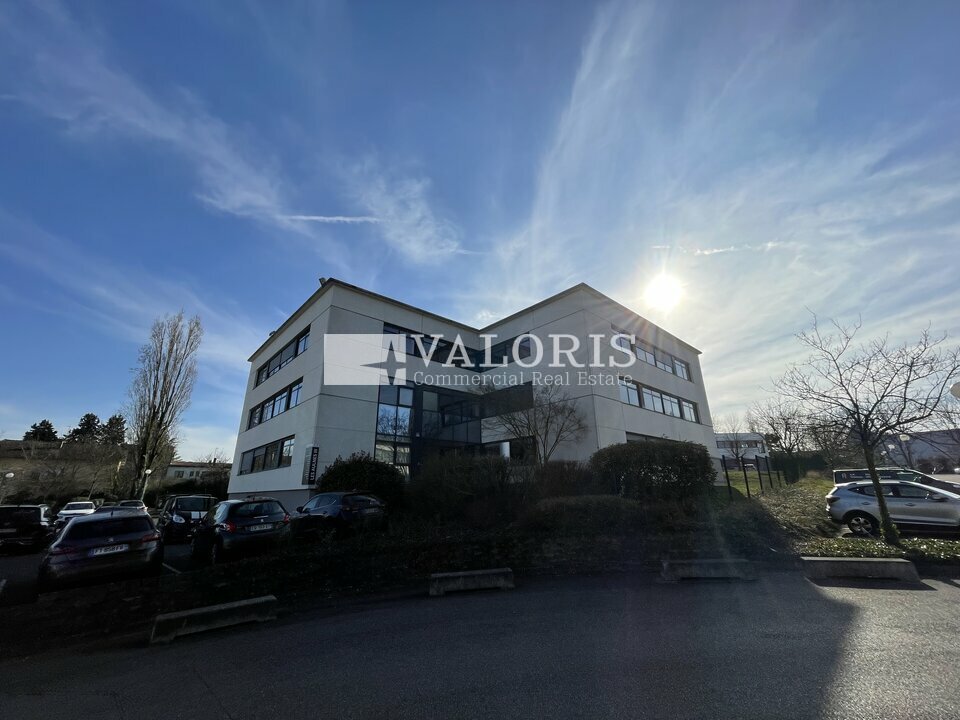 Local commercial 363 m² · à Limonest · 363 m² · 4 131 €/mois