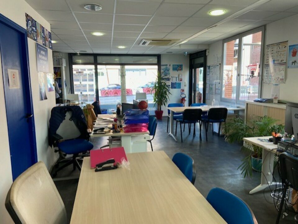 Local commercial 85 m² · à Toulouse · 85 m² · 2 007 €/mois