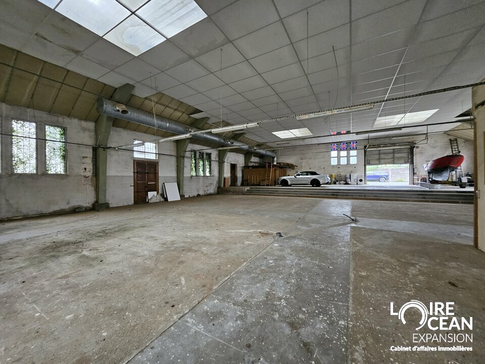 Local commercial 640 m² · à Nantes · 640 m² · 742 000 €