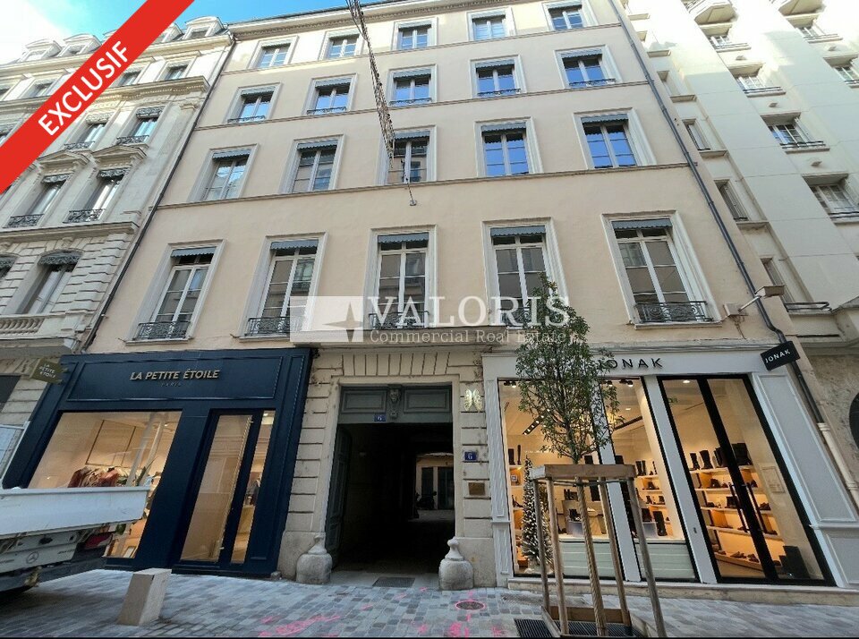Local commercial 174 m² · à Lyon 02 · 174 m² · 3 953 €/mois