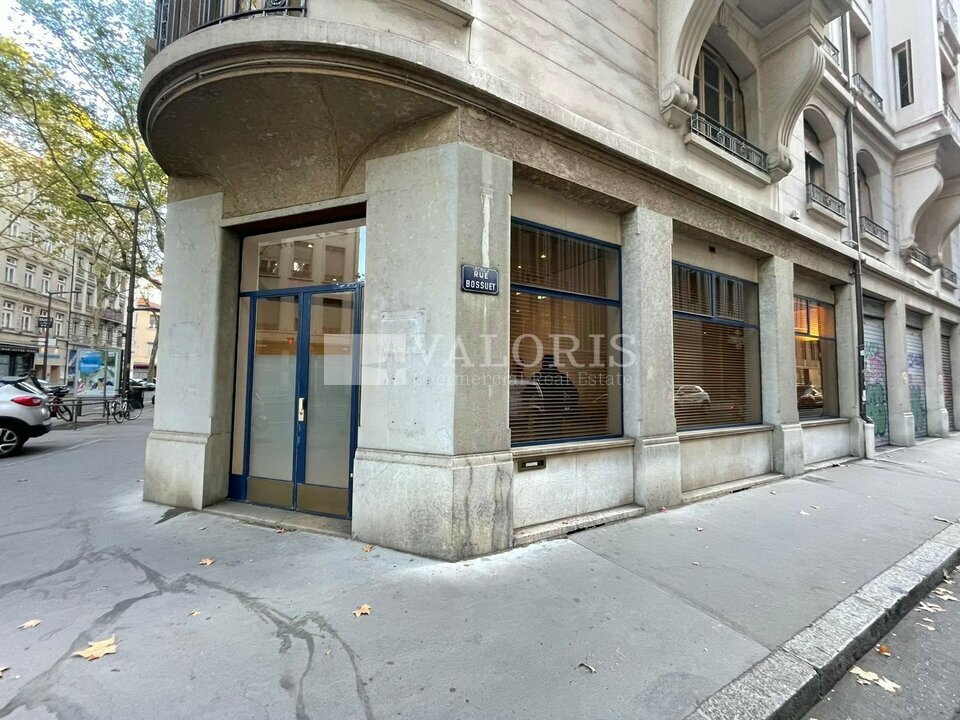 Local commercial 70 m² · à Lyon 06 · 70 m² · 2 627 €/mois