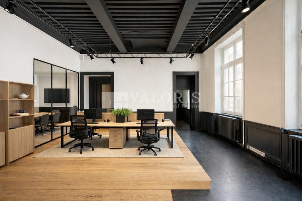 Local commercial 92 m² · à Lyon 02 · 92 m² · 1 584 €/mois