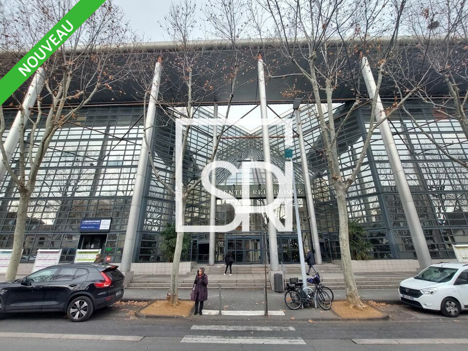 Local commercial 148 m² · à Clermont Ferrand · 148 m² · 2 615 €/mois