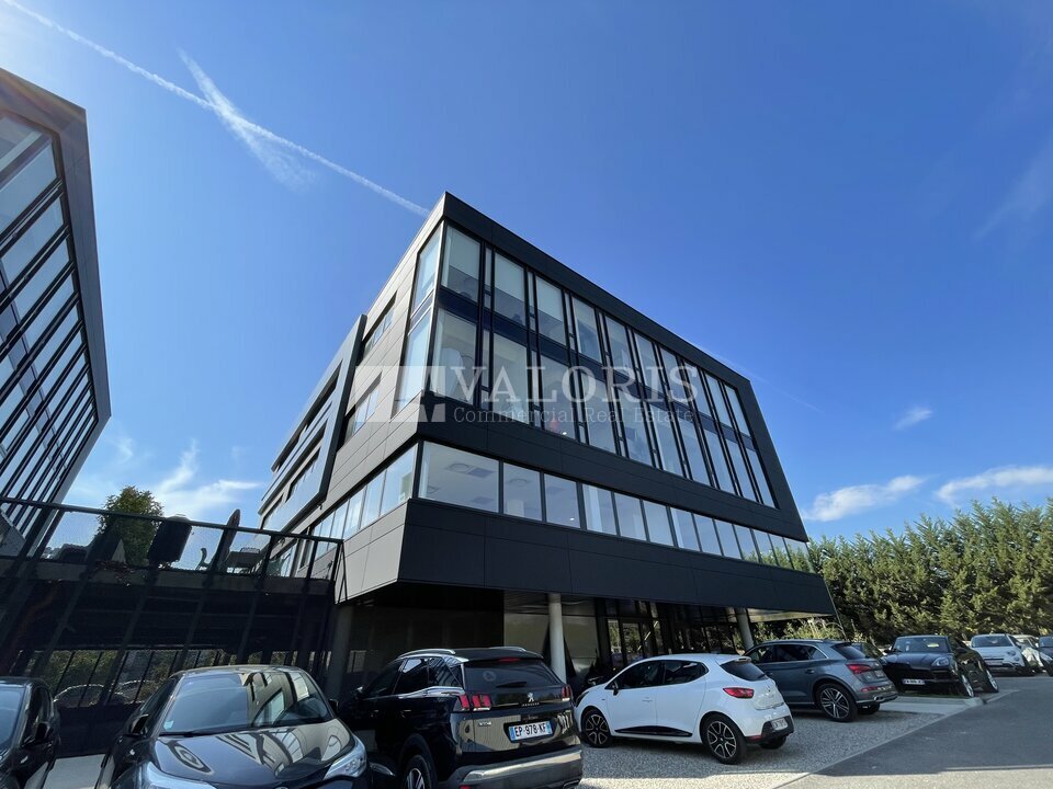 Local commercial 217 m² · à Limonest · 217 m² · 3 484 €/mois