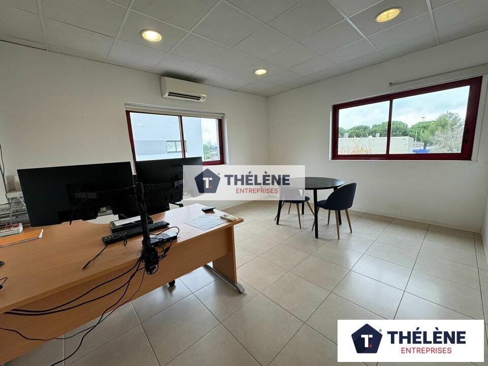 Local commercial 175 m² · à Perols · 175 m² · 2 100 €/mois