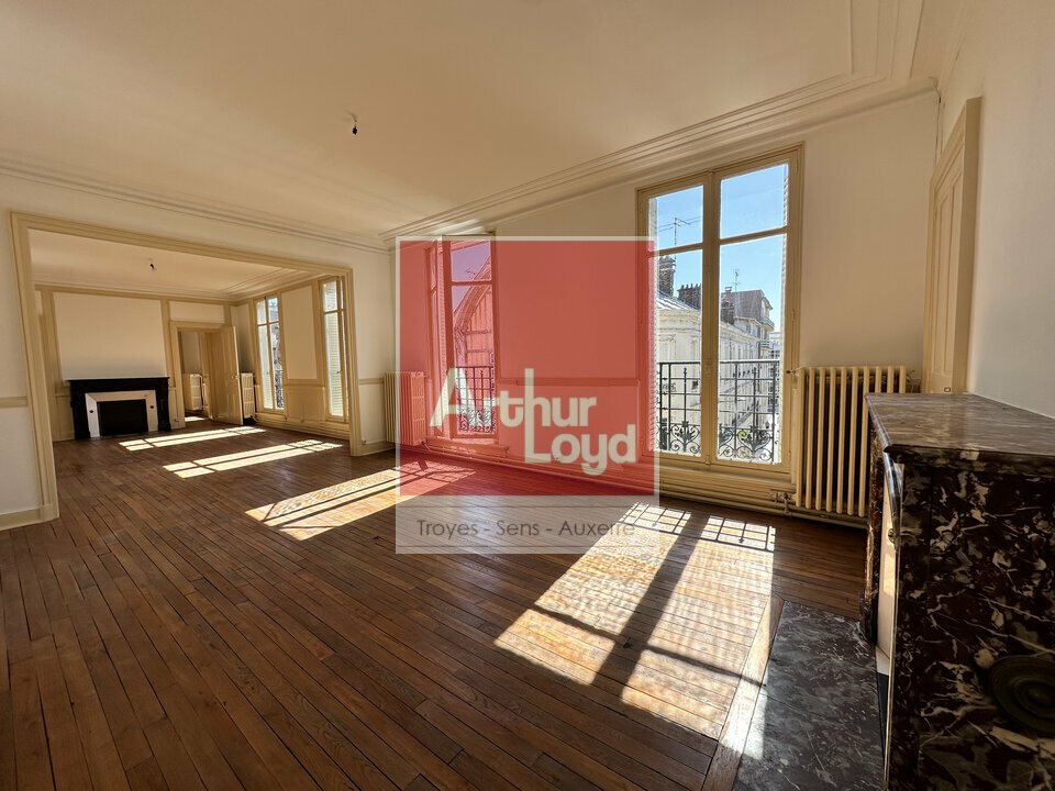 Local commercial 290 m² · à Troyes · 290 m² · 4 050 €/mois