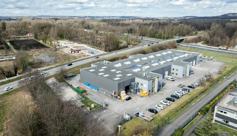 Local commercial 194 m² · à La Verpilliere · 194 m² · 1 684 €/mois
