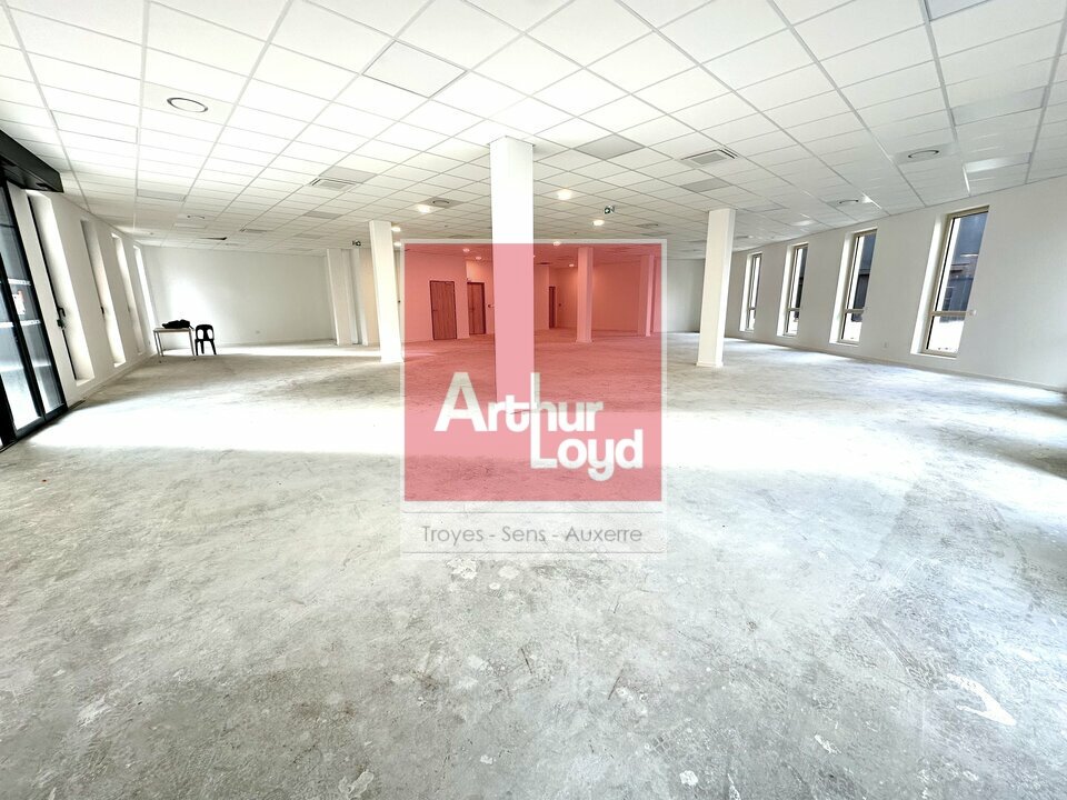 Local commercial 268 m² · à Troyes · 268 m² · 3 568 €/mois