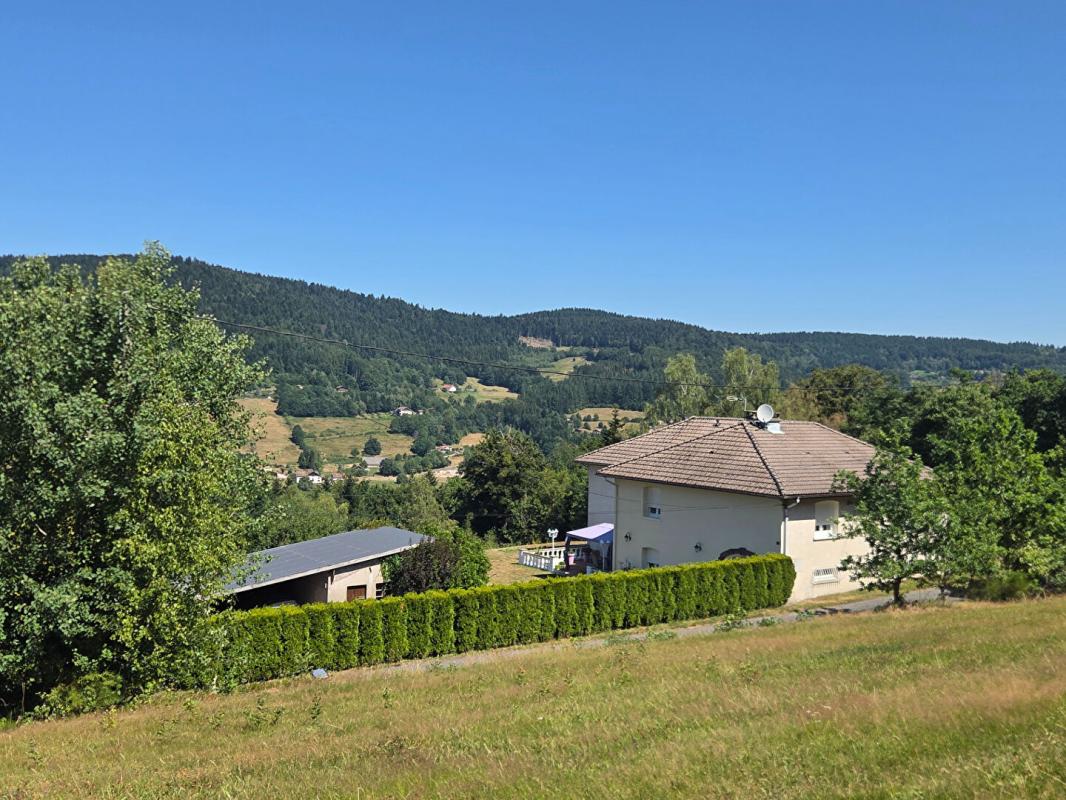 Maison 8 pièces 235 m² · à Le Syndicat · 235 m² · 564 000 €