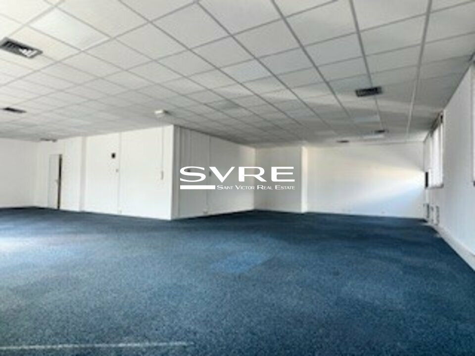 Local commercial 136 m² · à Marseille 13 · 136 m² · 1 552 €/mois