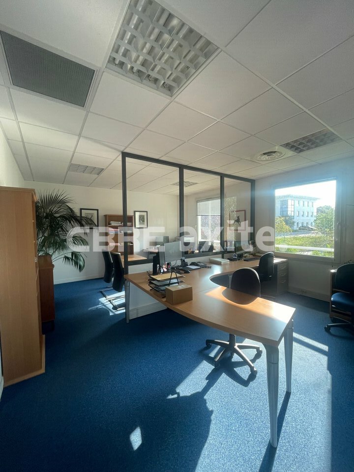 Local commercial 157 m² · à Chavanod · 157 m² · 471 000 €
