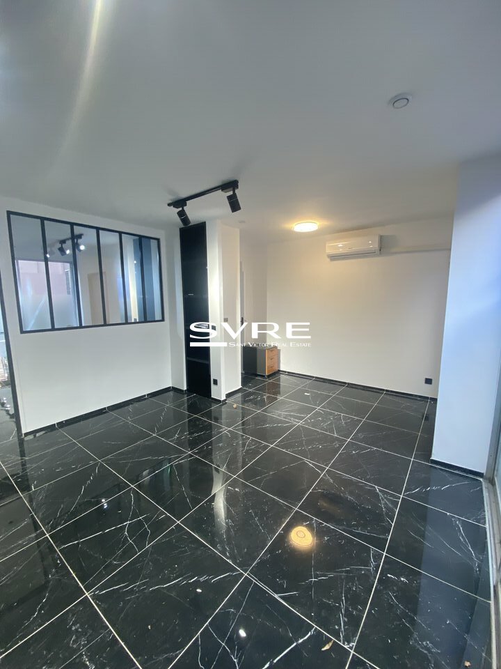 Local commercial 70 m² · à Marseille 06 · 70 m² · 350 000 €