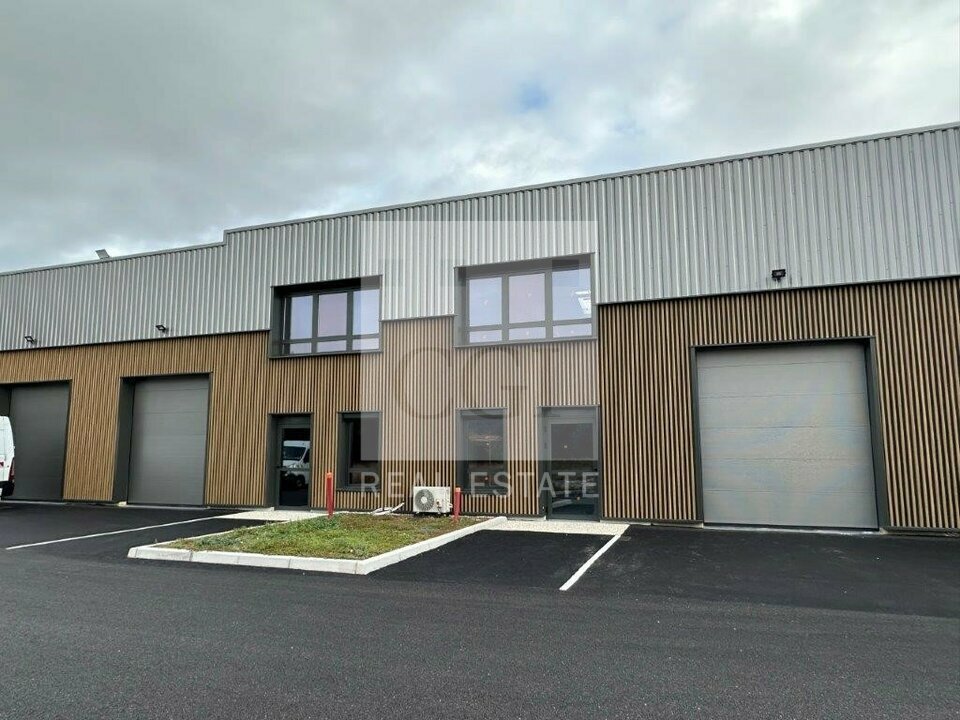 Local commercial 234 m² · à Bourgoin Jallieu · 234 m² · 315 000 €