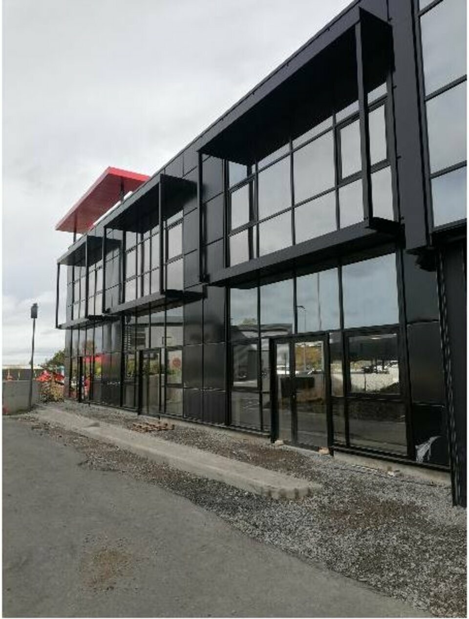 Local commercial 49 m² · à Clermont Ferrand · 49 m² · 818 €/mois