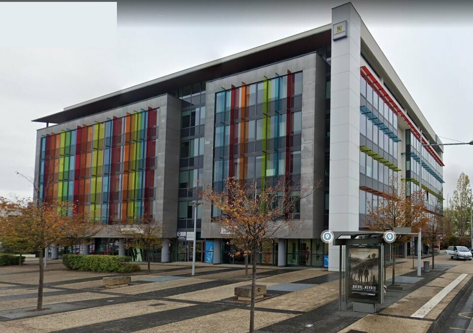 Local commercial 313 m² · à Clermont Ferrand · 313 m² · 3 916 €/mois
