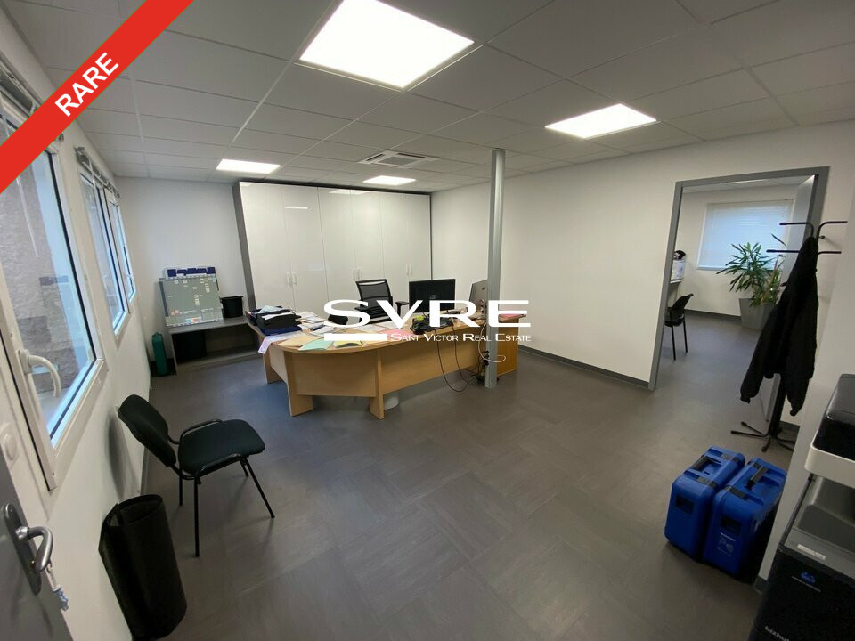 Local commercial 260 m² · à Vitrolles · 260 m² · 3 137 €/mois