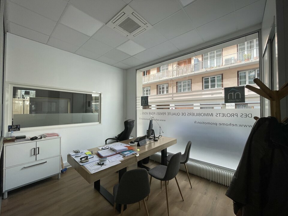 Local commercial 173 m² · à Lyon 06 · 173 m² · 2 840 €/mois