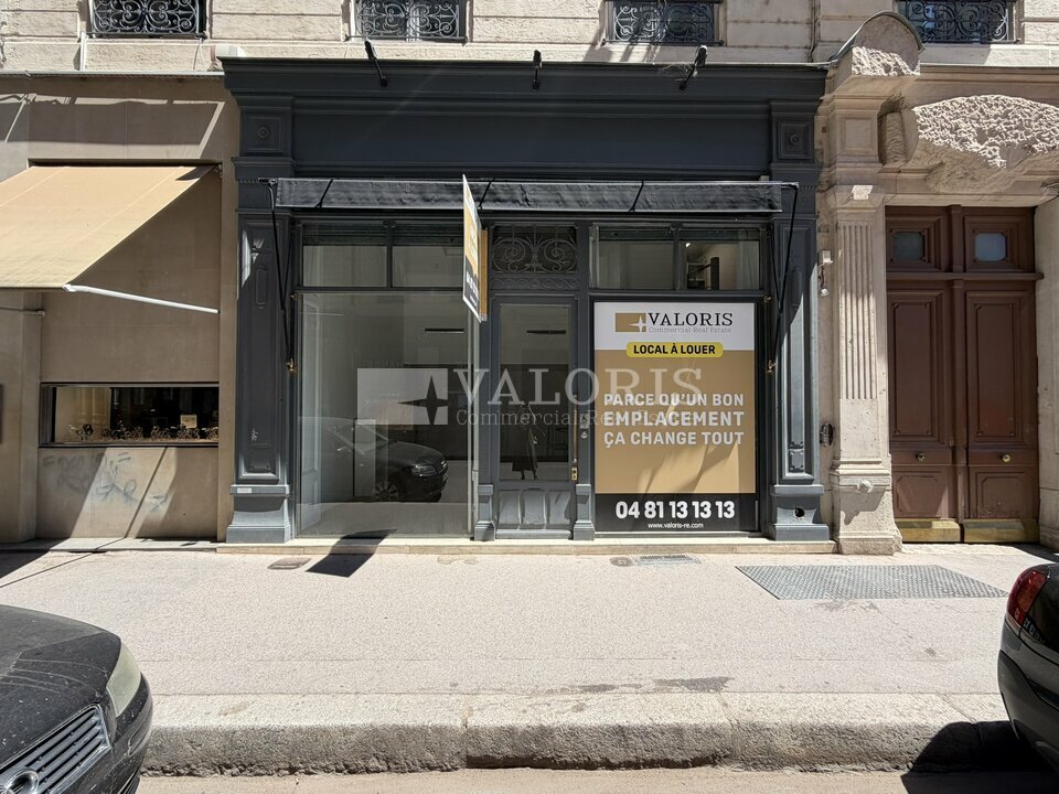 Local commercial 34 m² · à Lyon 02 · 34 m² · 5 670 €/mois