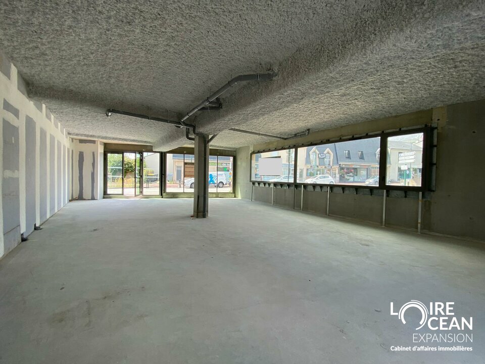 Local commercial 114 m² · à Ste Luce sur Loire · 114 m² · 320 112 €