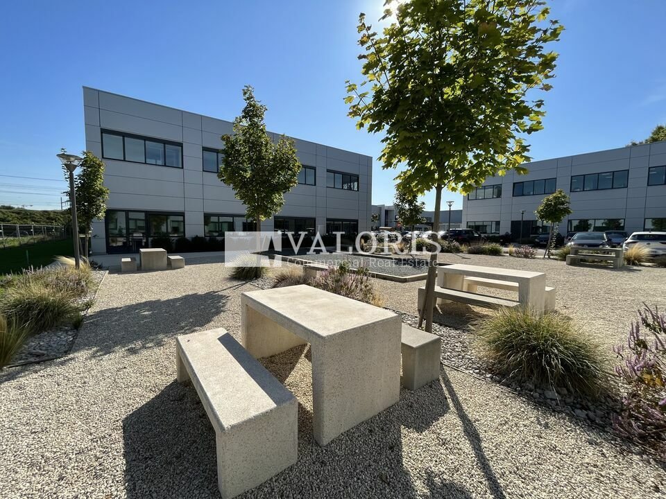 Local commercial 6 pièces 549 m² · à Lyon 07 · 549 m² · 9 914 €/mois