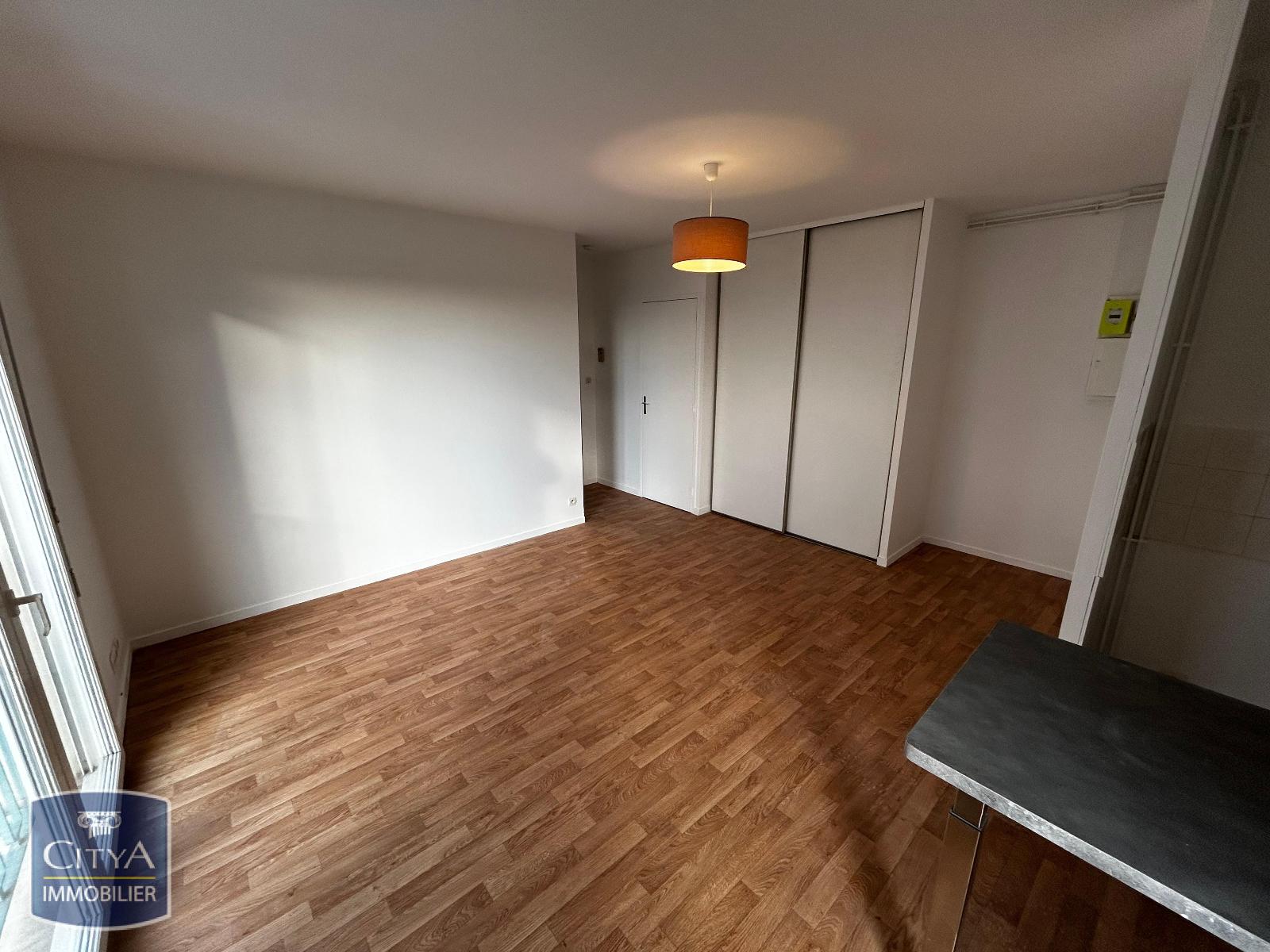 Appartement – CHOLET MAINE-ET-LOIRE PAYS-DE-LA-LOIRE - Vue 2