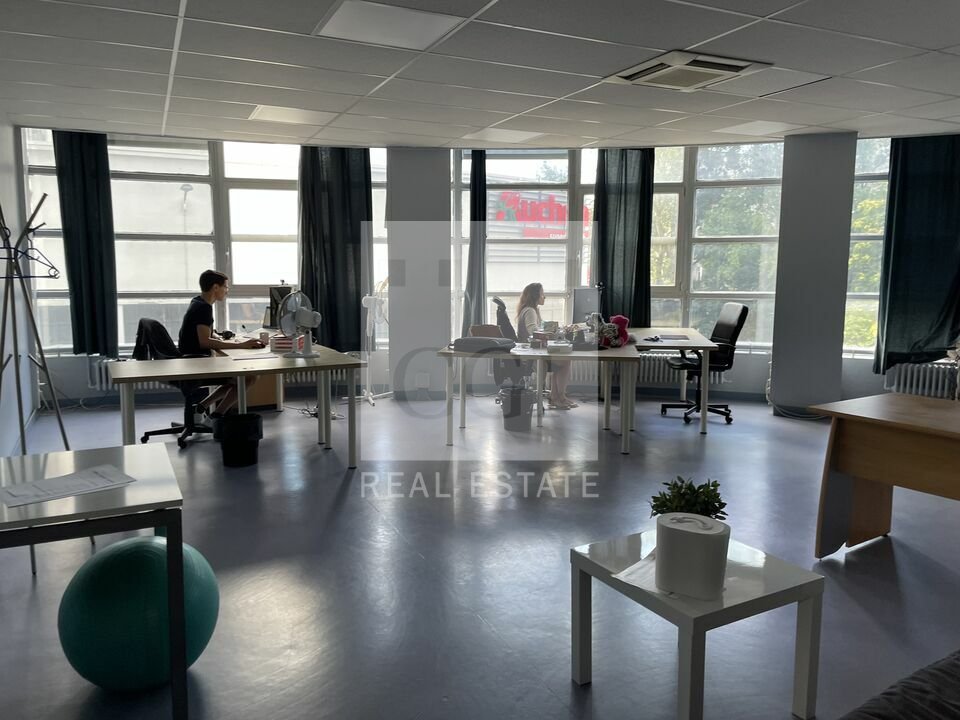 Local commercial 404 m² · à Grenoble · 404 m² · 520 000 €