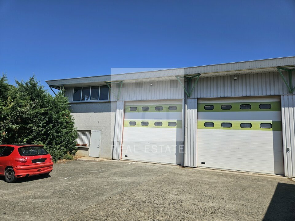 Local commercial 510 m² · à Eybens · 510 m² · 3 000 €/mois