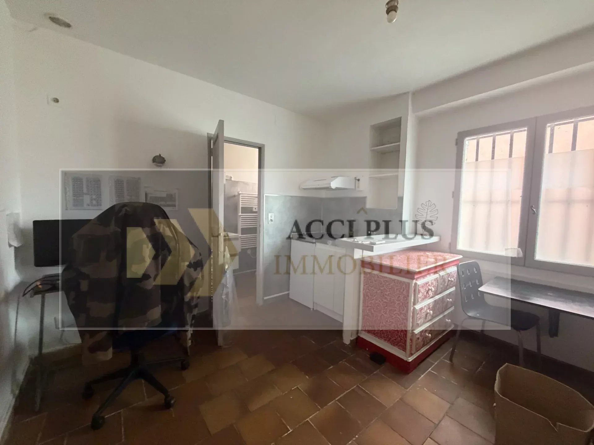 Appartement – NIMES GARD OCCITANIE - Vue 2