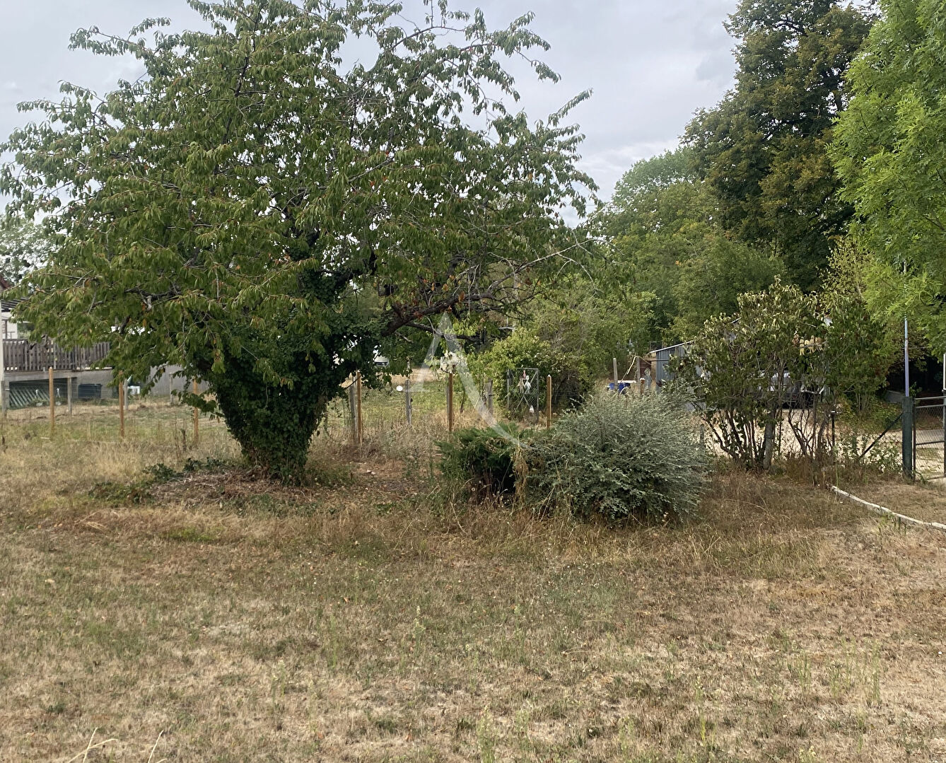 Grond, 476 m²