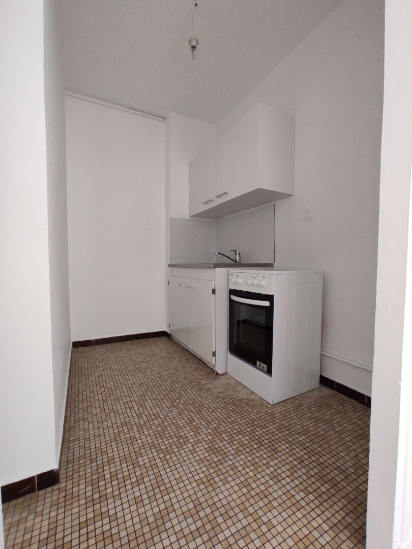 Appartement – CLERMONT OISE HAUTS-DE-FRANCE - Vue 2