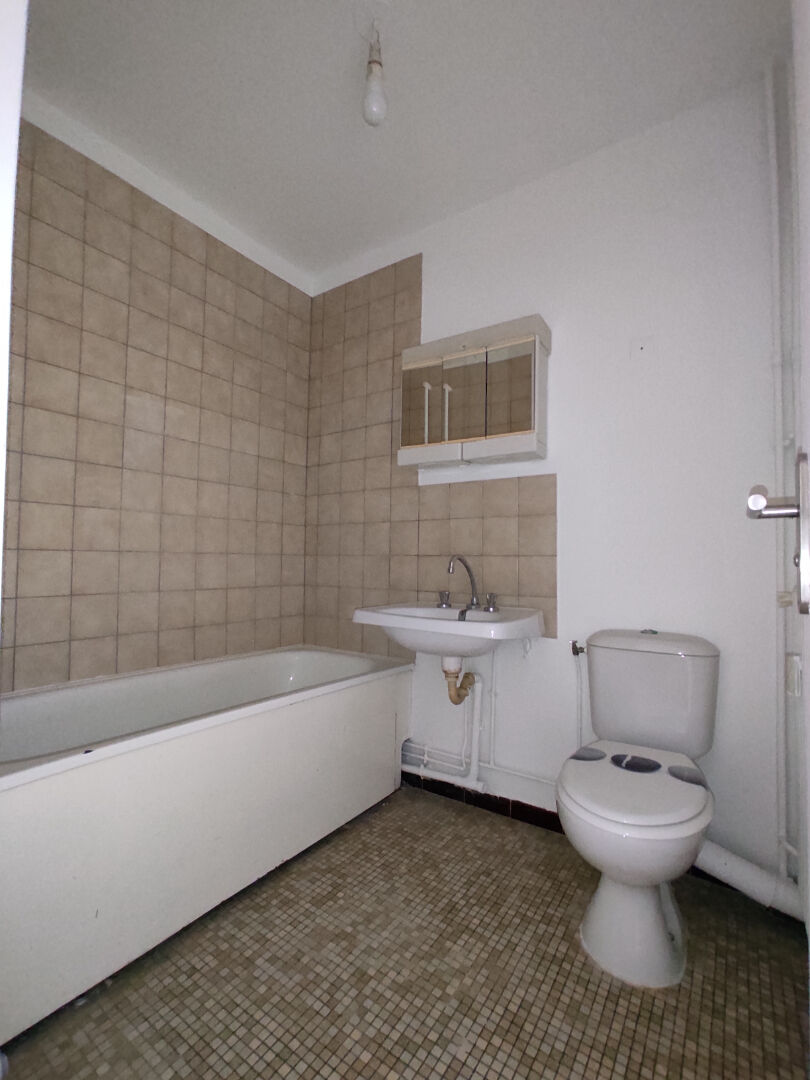 Appartement – CLERMONT OISE HAUTS-DE-FRANCE - Vue 3