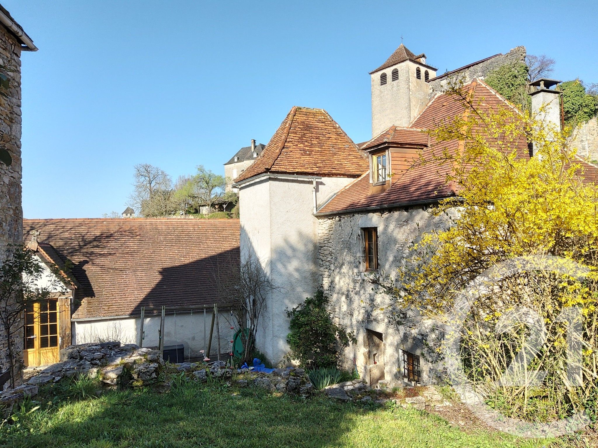 Maison 6 pièces 193 m² · à Montvalent · 193 m² · 366 000 €