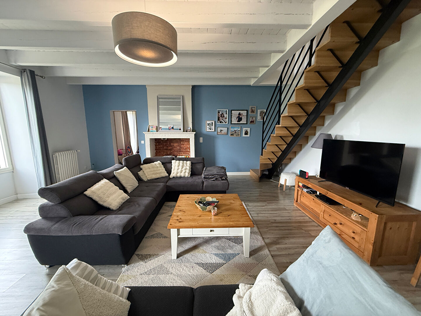 Maison 8 pièces 266 m² · à La Ronde · 266 m² · 321 775 €