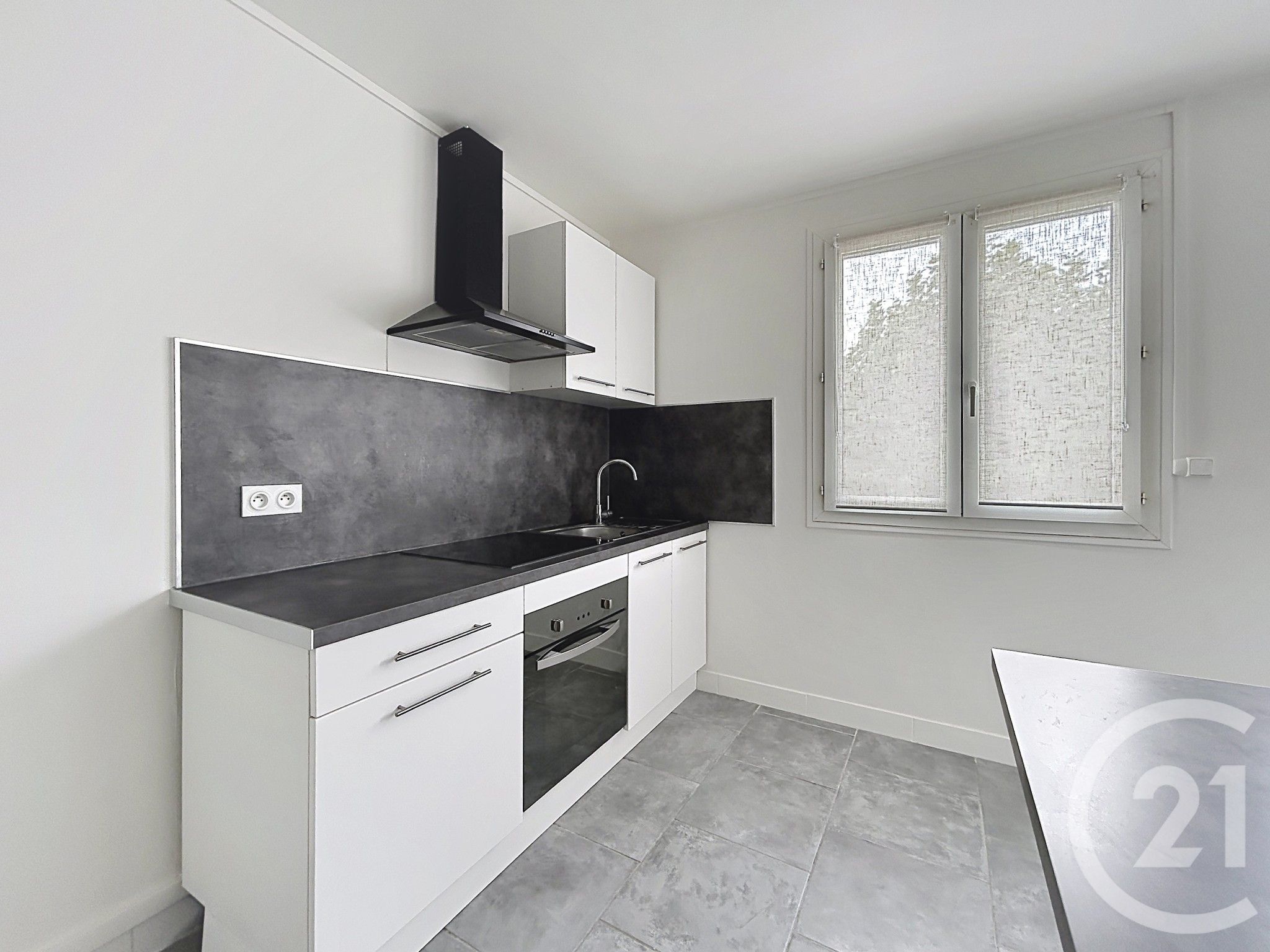 Appartement – TROYES AUBE GRAND-EST - Vue 2