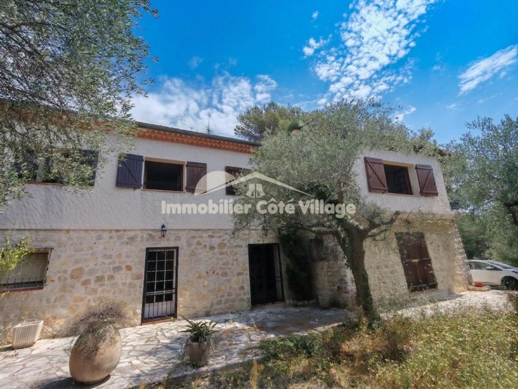 Maison 7 pièces 260 m² · à Drap · 260 m² · 960 000 €