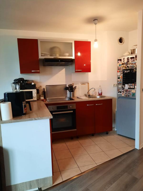Appartement – CORBEIL ESSONNES ESSONNE ILE-DE-FRANCE - Vue 2