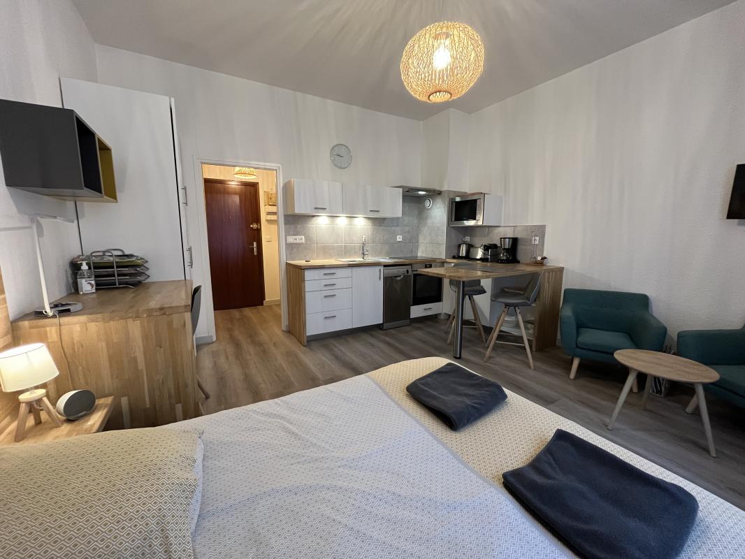 Appartement – Aix-les-Bains, Centre-Ville, Savoie - Vue 2