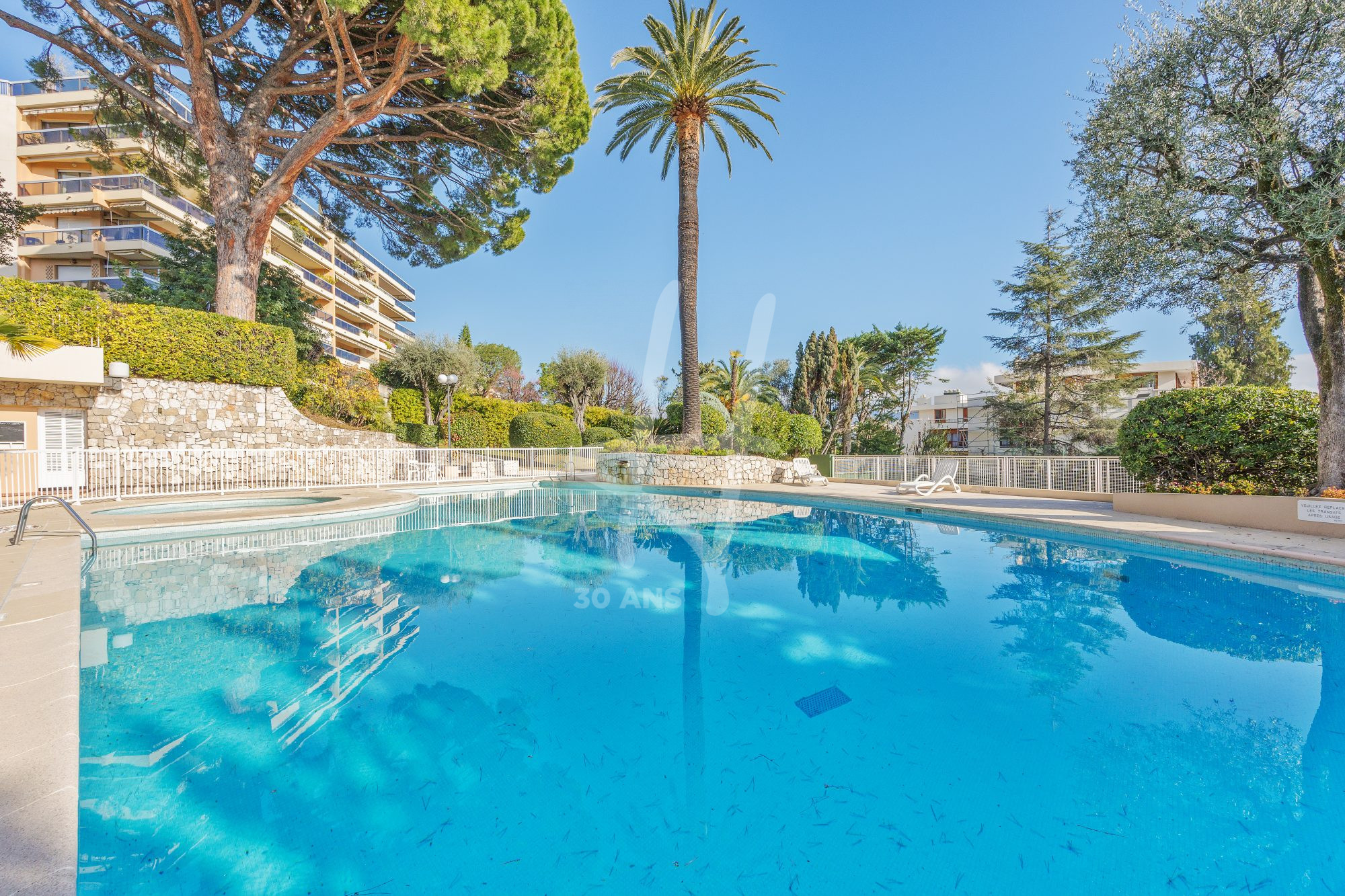 Appartement 4 pièces 99 m² · à Nice · 99 m² · 731 000 €