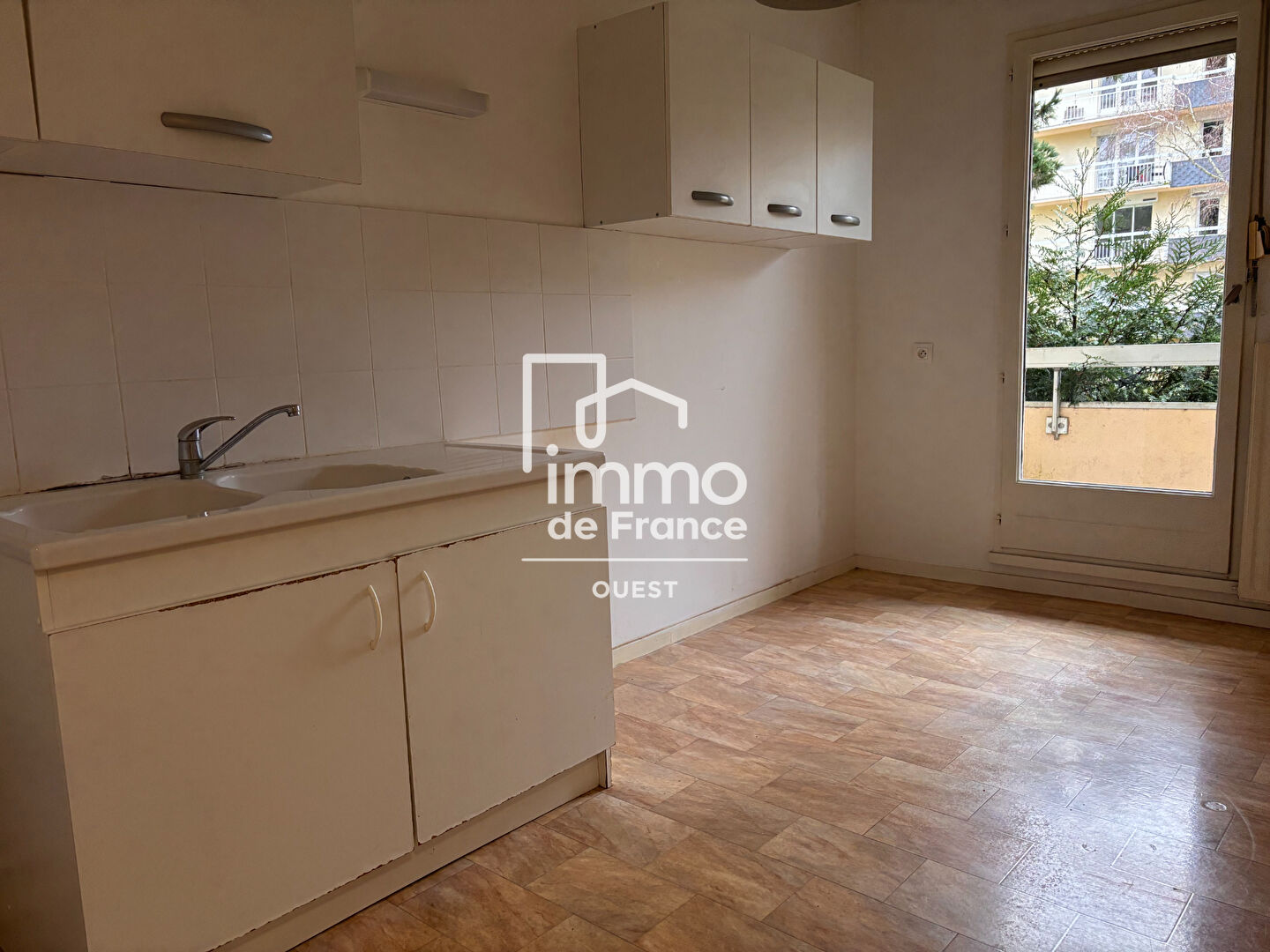 Appartement – ANGERS MAINE-ET-LOIRE PAYS-DE-LA-LOIRE - Vue 4