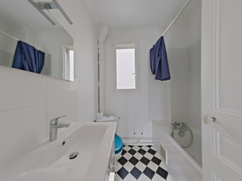 Appartement – Asnières-sur-Seine, Centre-Ville, Hauts-de-Seine - Plus