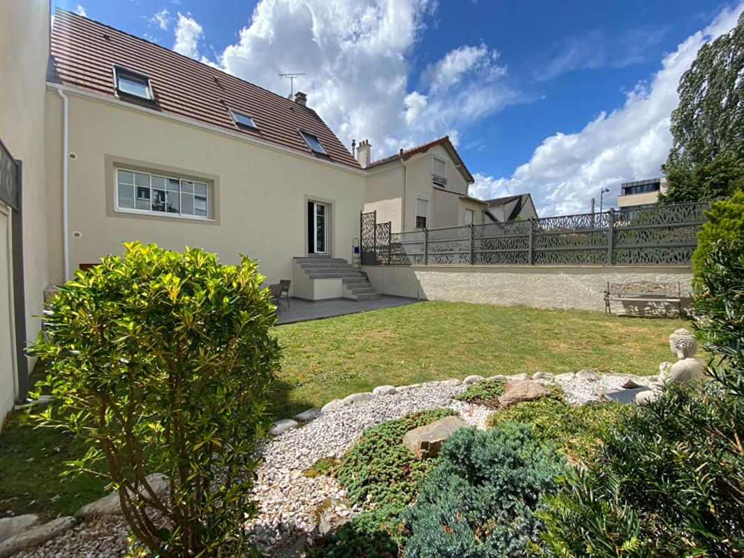 Maison 7 pièces 138 m² · à Le Plessis Robinson · 138 m² · 870 000 €